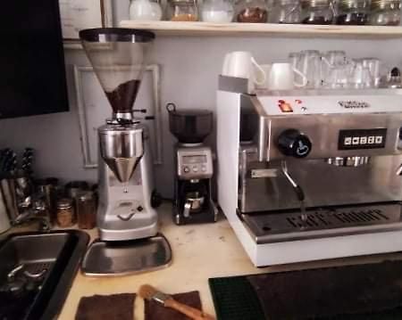 Godot Apartman Miskolc Luaran gambar