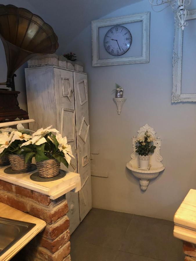 Godot Apartman Miskolc Luaran gambar